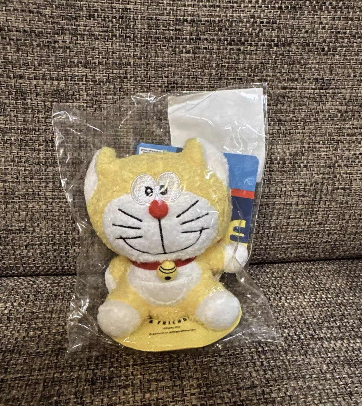 100% Doraemon & Friends Original Doraemon Shoulder Plush