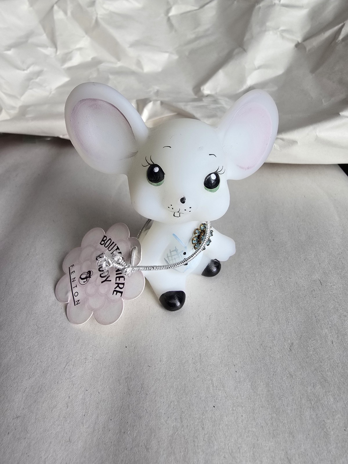 Cute Vintage Fenton Milke Glass Mouse With Green And Blue Perfect Condition