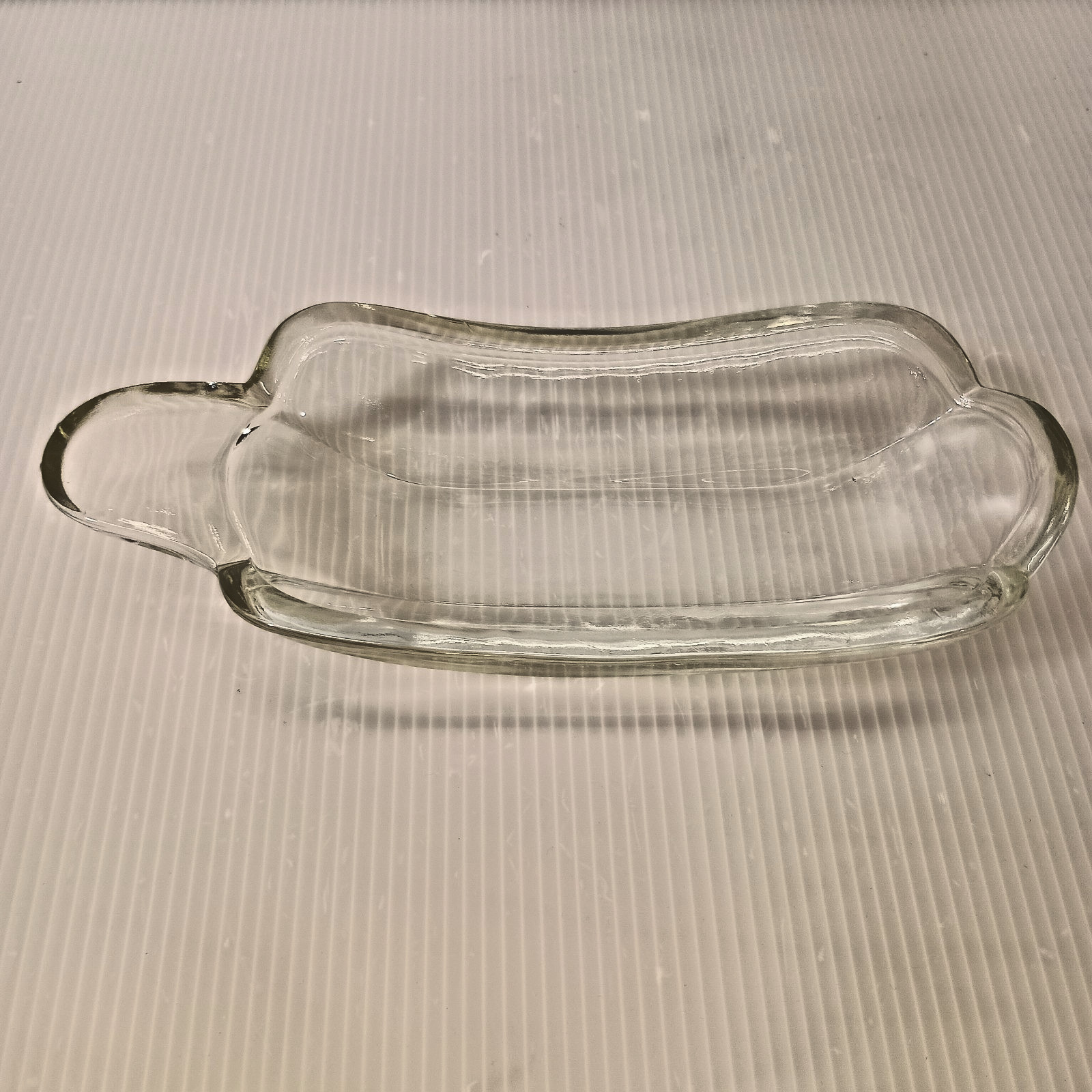 Vintage Indiana Glass Yellowed Clear Banana Split Dishes 1960’s Replacement EUC Vintage Indiana Glass Yellowed Clear Banana Split Dishes 1960’s Replacement EUC