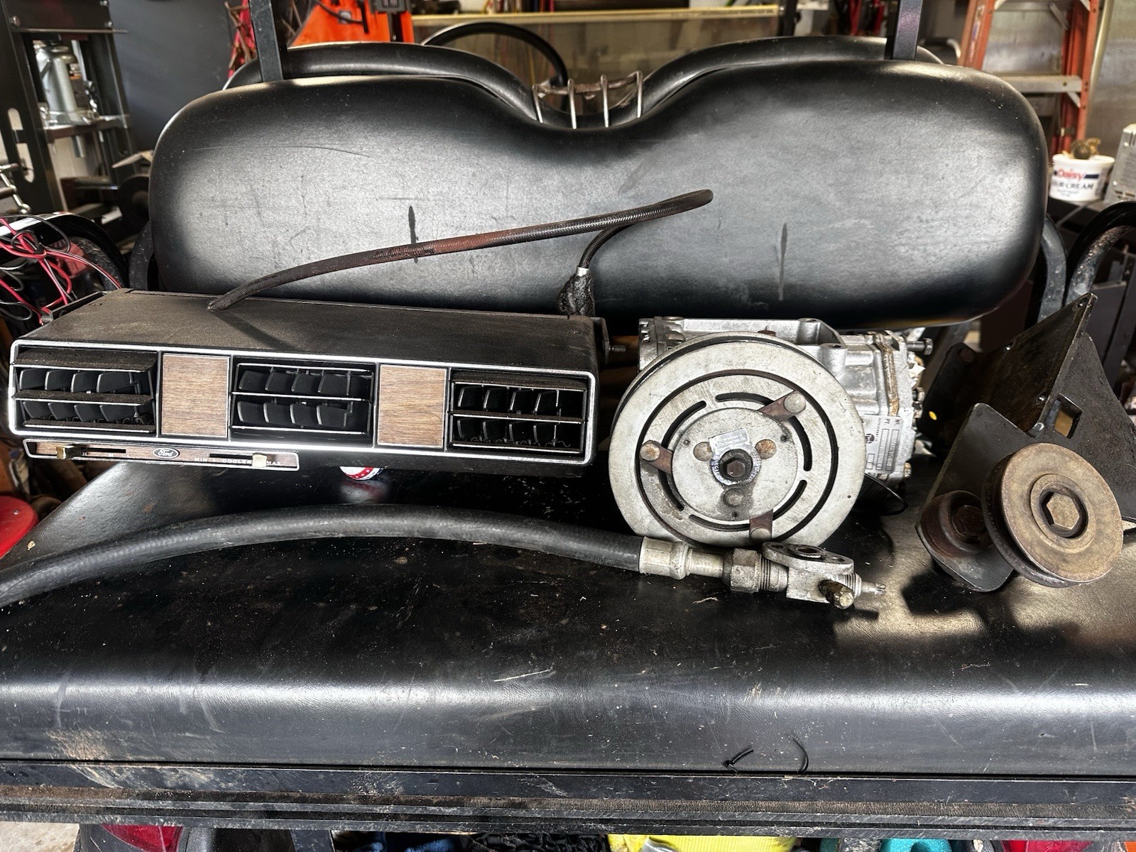 Original Ford Vintage Ac