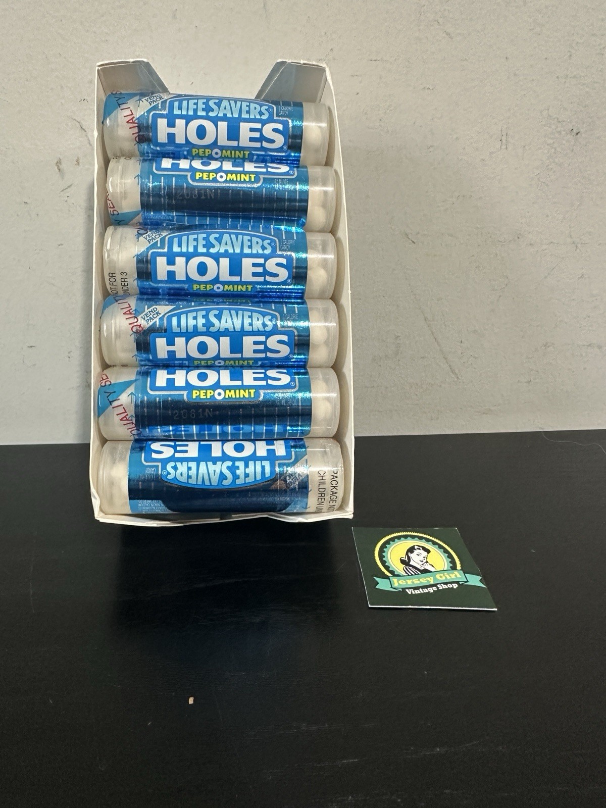RARE Vintage 90s Lifesavers Holes Candy Pepomint RETAIL 12 PACK. RARE Vintage 90s Lifesavers Holes Candy Pepomint RETAIL 12 PACK.