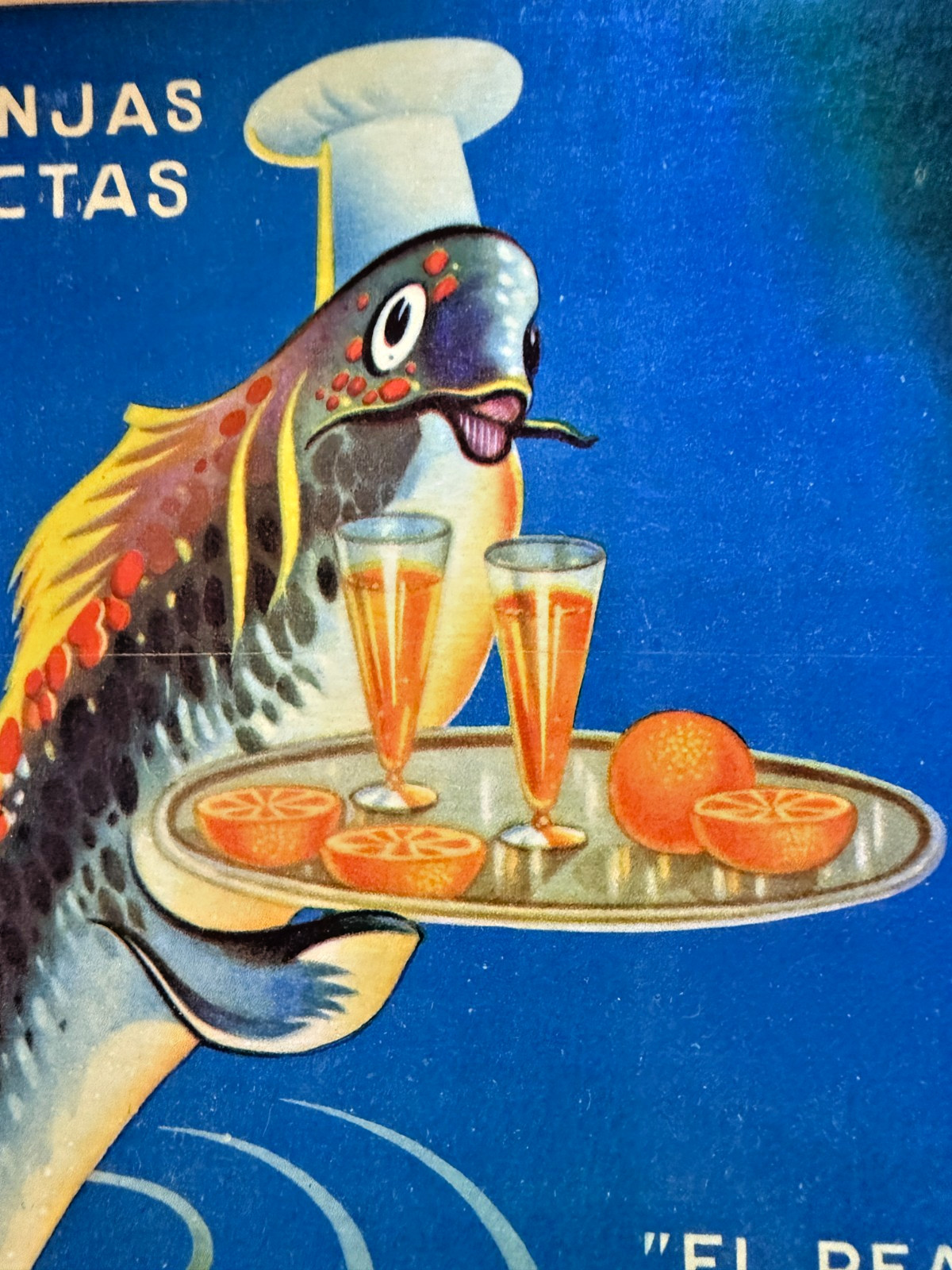 Vintage 1950 Spanish Orange Crate Label SERVIDO Fish Waiter Carcagente Spain 10