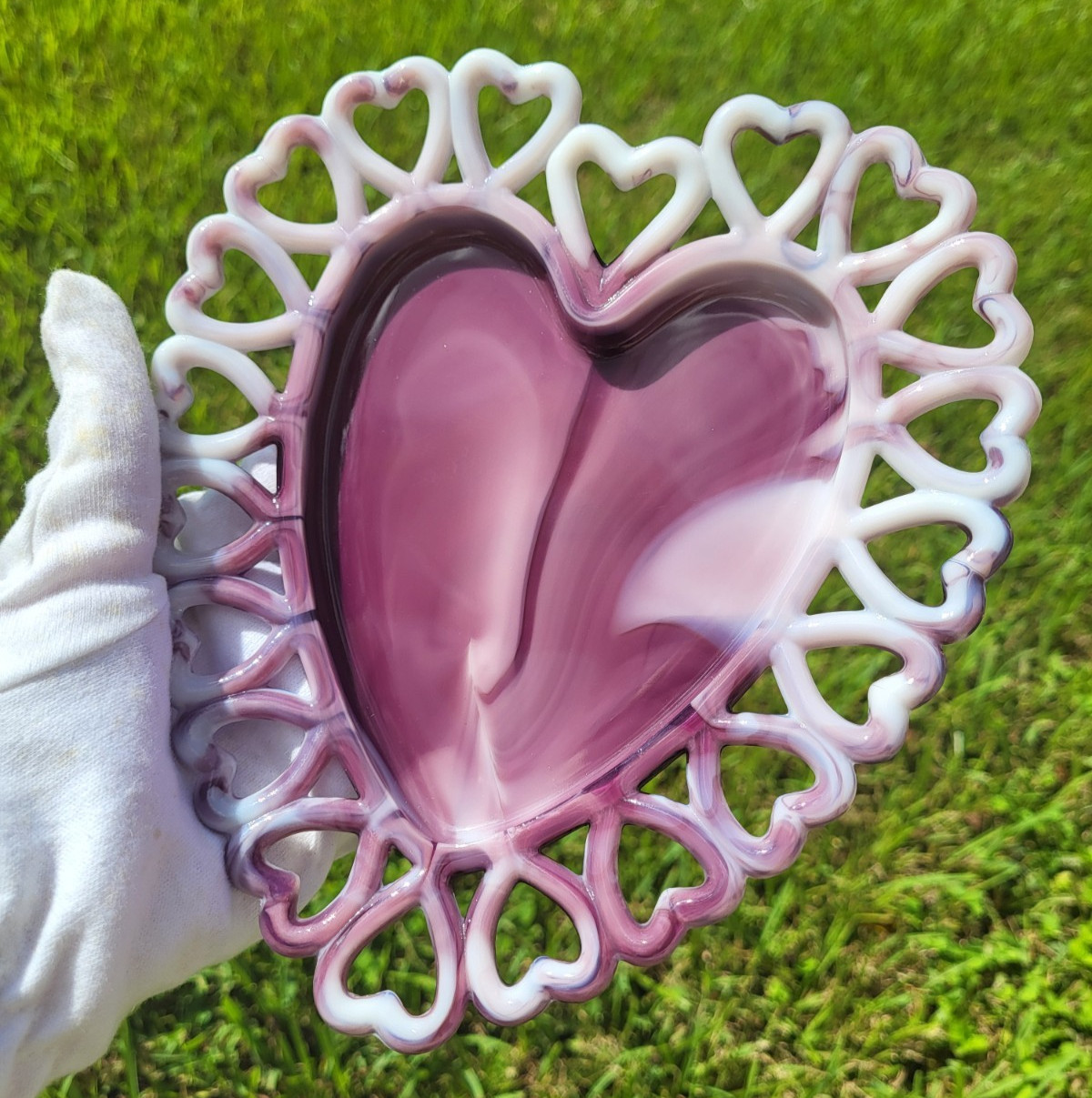 Vtg. Westmoreland Glass Purple & White Slag Glass Heart Shape Dish Openwork Edge Vtg. Westmoreland Glass Purple & White Slag Glass Heart Shape Dish Openwork Edge