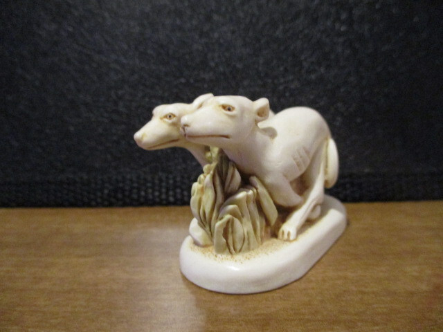 Harmony Kingdom Pacer Greyhounds Wee Beastie