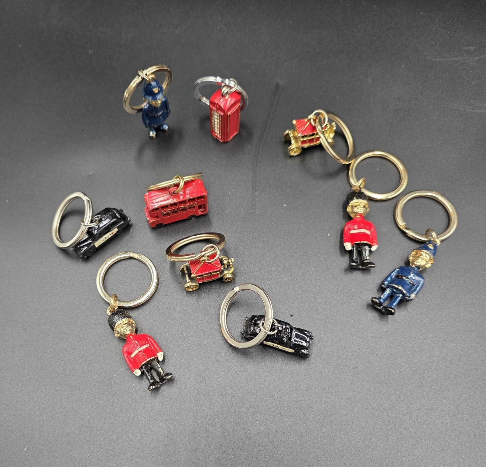 Lot of 10 Vintage Metal Souvenir Key Chains depicting Iconic British Symbols