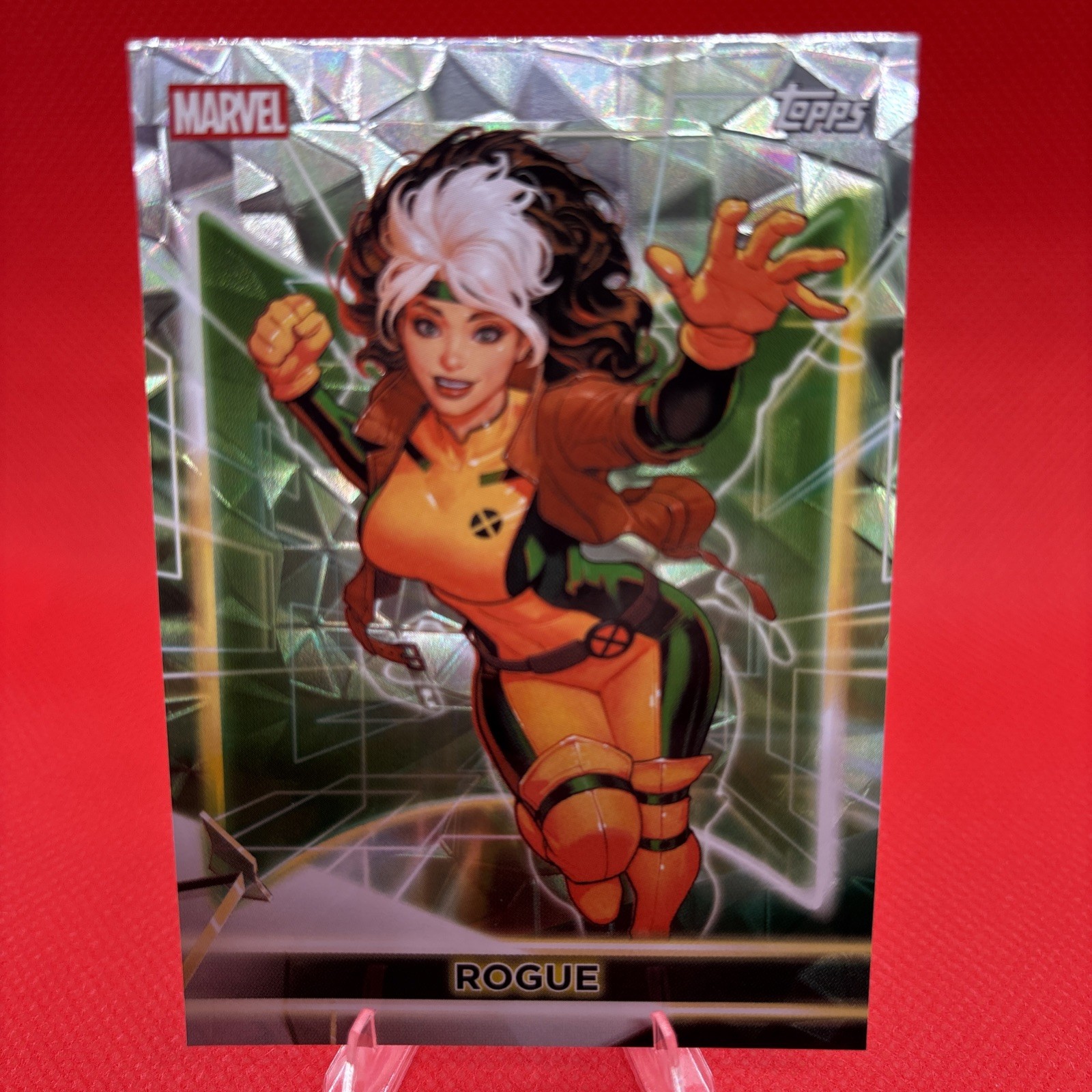 2026 Topps Neon Marvel Diamante Rogue