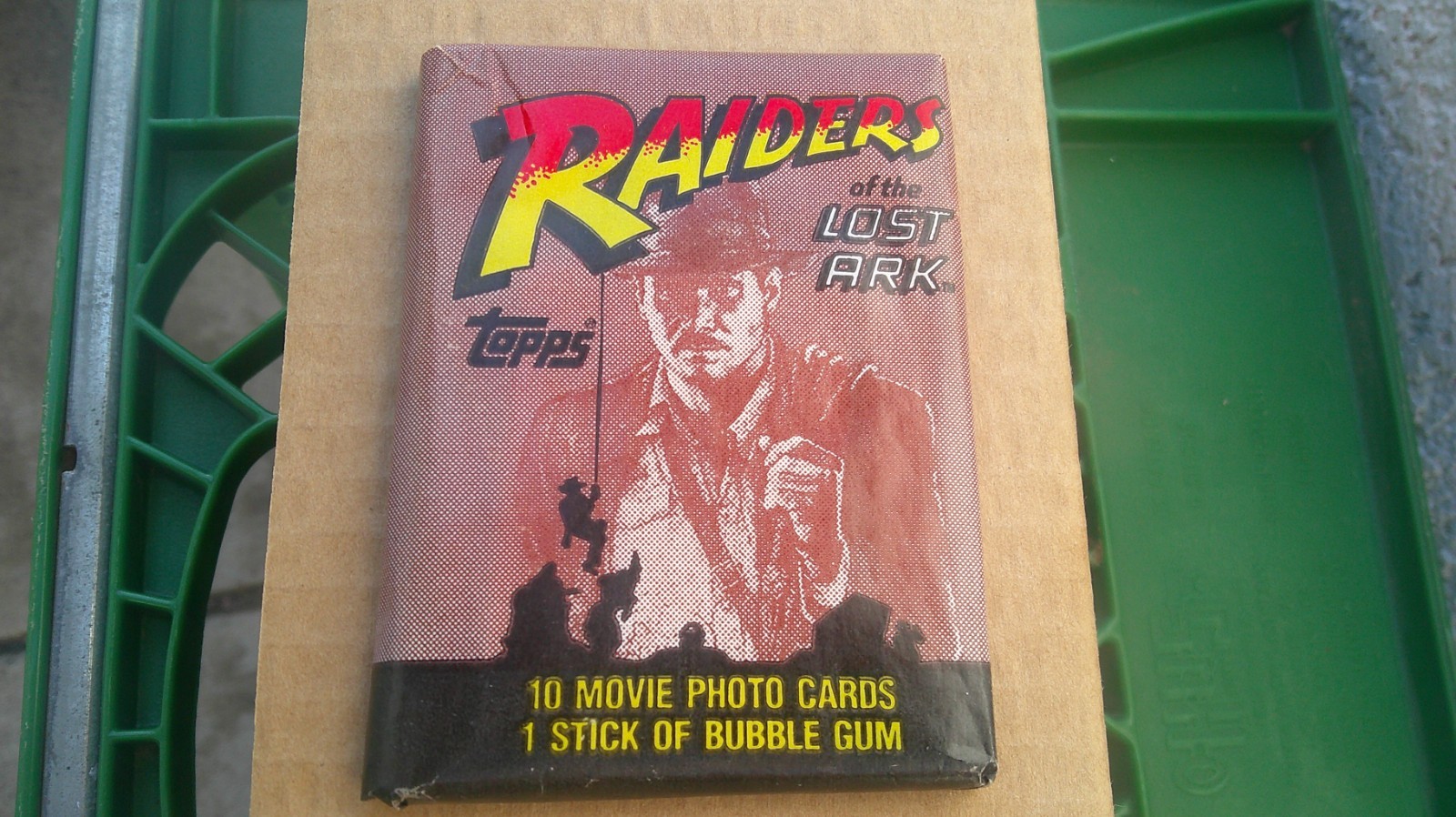 Vintage 1981 Topps Raiders of the Lost Ark wax pack , sealed..no box