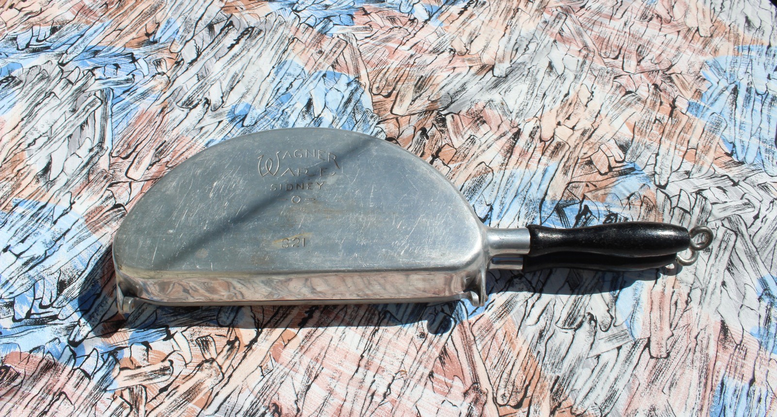 Vintage MCM Wagner Ware Mangalite Sidney O- 821 Omelette Skillet Frying Pan