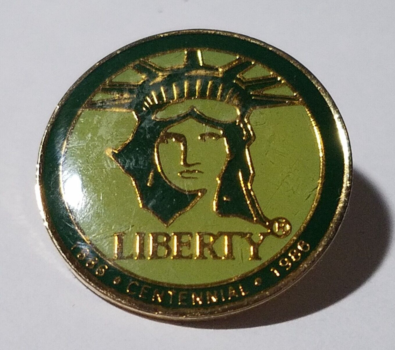 VINTAGE 1886-1986 LIBERTY CENTENNIAL LAPEL PIN
