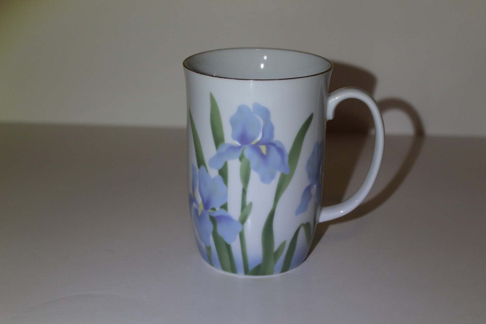 Vintage Otagiri Elizabeth King Brownd Iris 10 oz Ceramic Coffee Mug