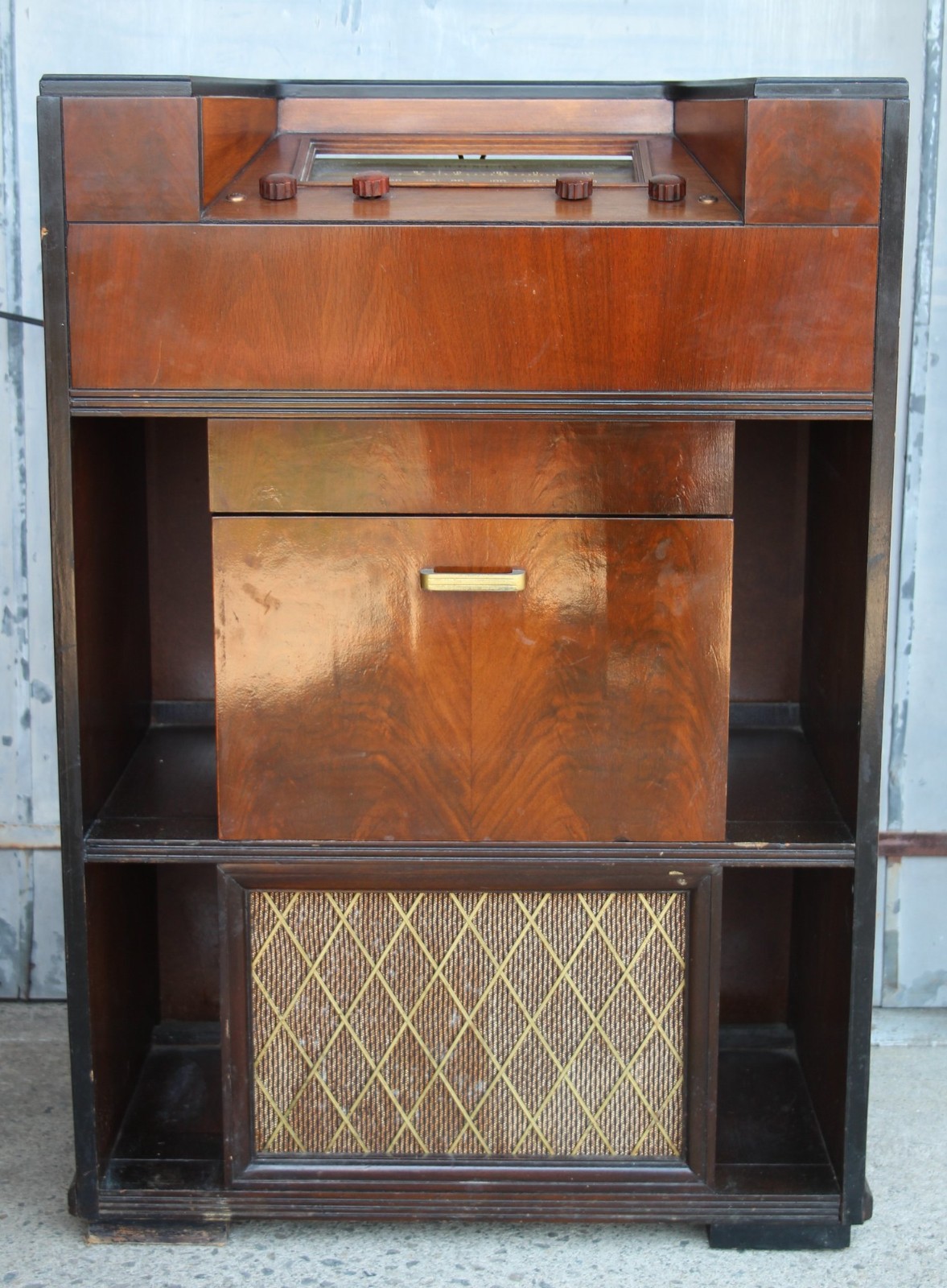 WORKING Vintage 1947 Crosley Model 86CR Radio-Phonograph Console 