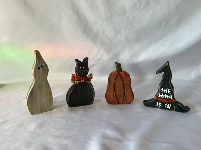 Vintage Folk Art Wooden Halloween Decor Set Pumpkin Cat Ghost Witch Hat