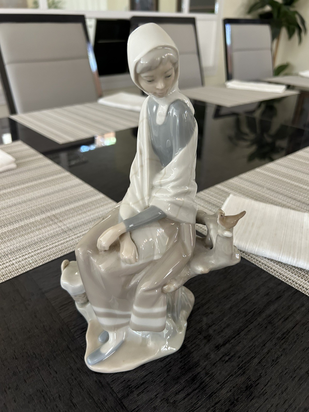 Lladro Figurine New Shepherdess, Retired, Woman sitting with Bird
