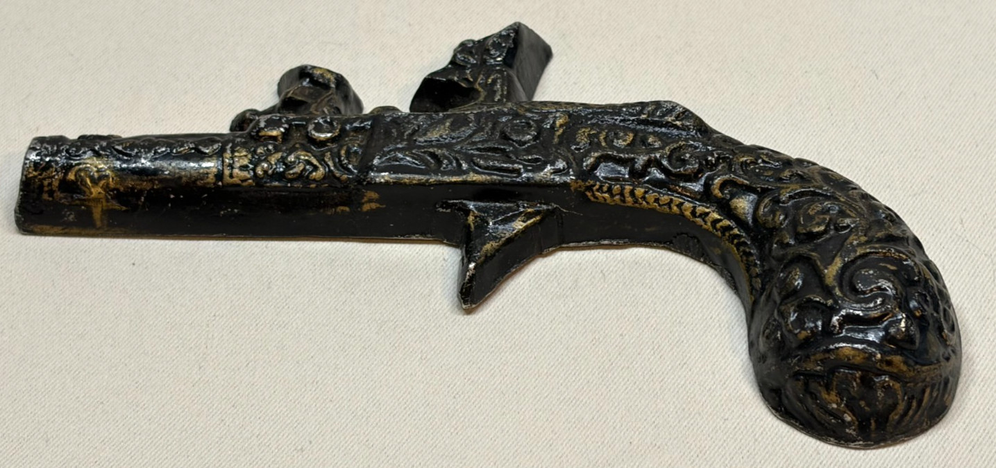 Vintage 1970s Cast Aluminum Flintlock Pistol Wall Decor Art Plaque 7