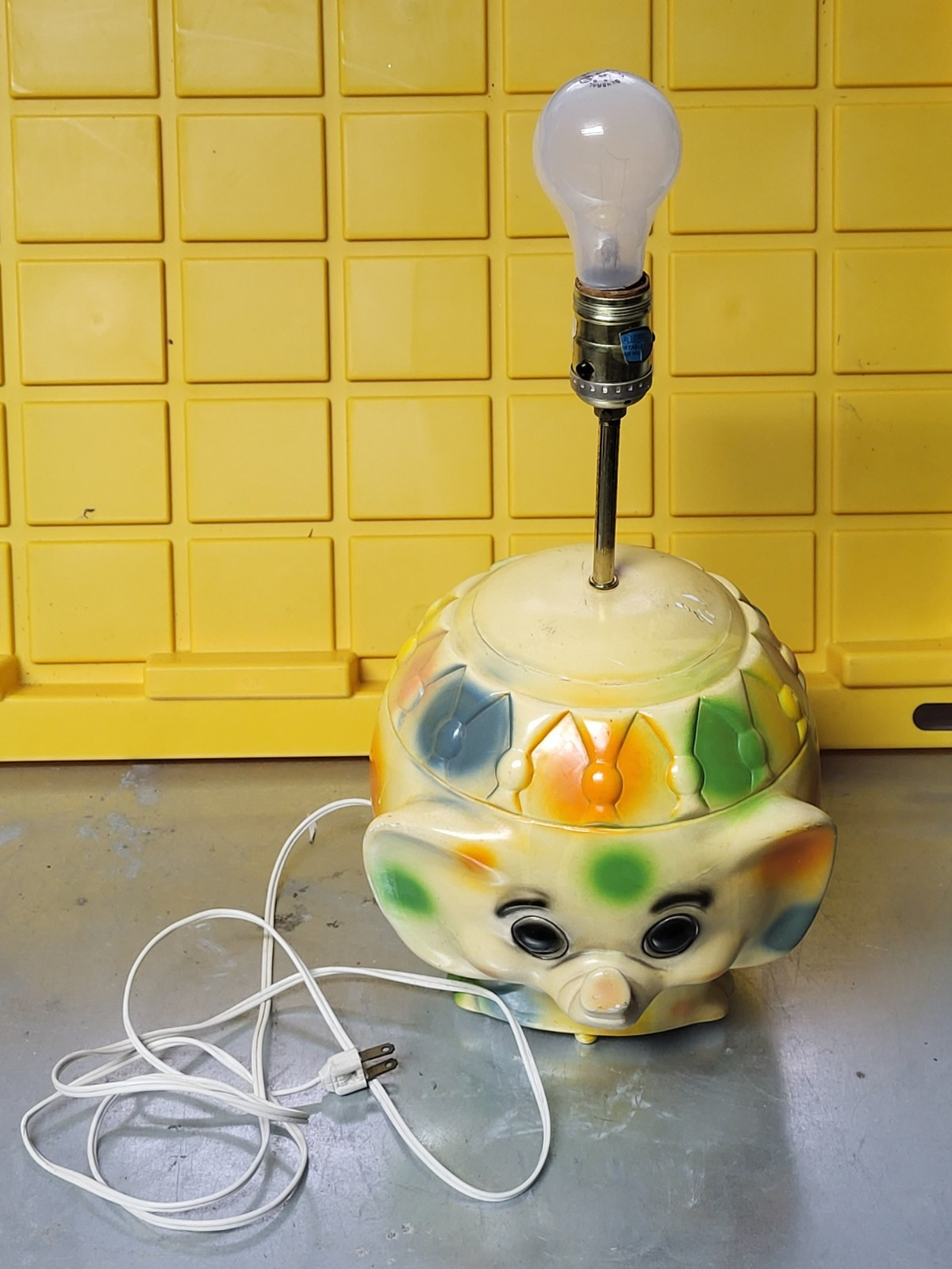 VINTAGE Edward Mobley  Blow Mold Elephant Lamp Nursery Polka Dot Circus-no shade