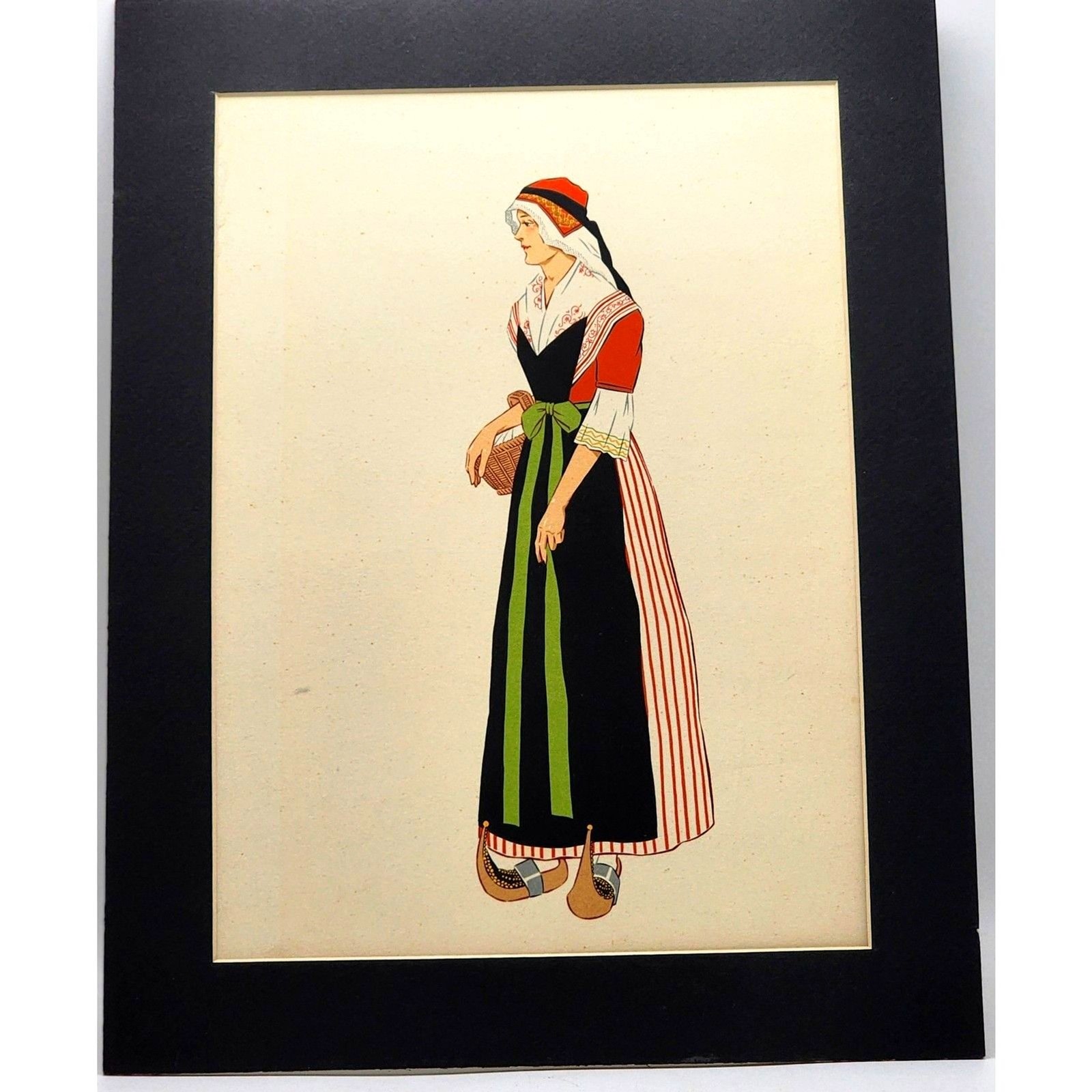 Vintage Costume-Woman of Bethmale Valley, Pyrenees 1939 from French Costumes