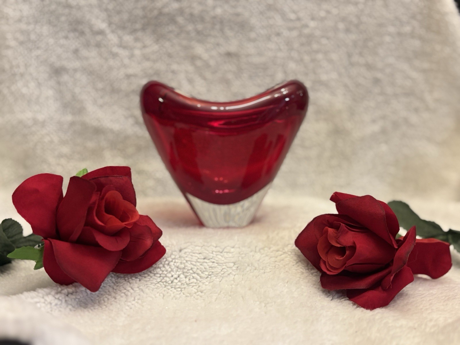 Salviati Venezia Italy heart-shaped vase, designed by Maria Christina Hamel