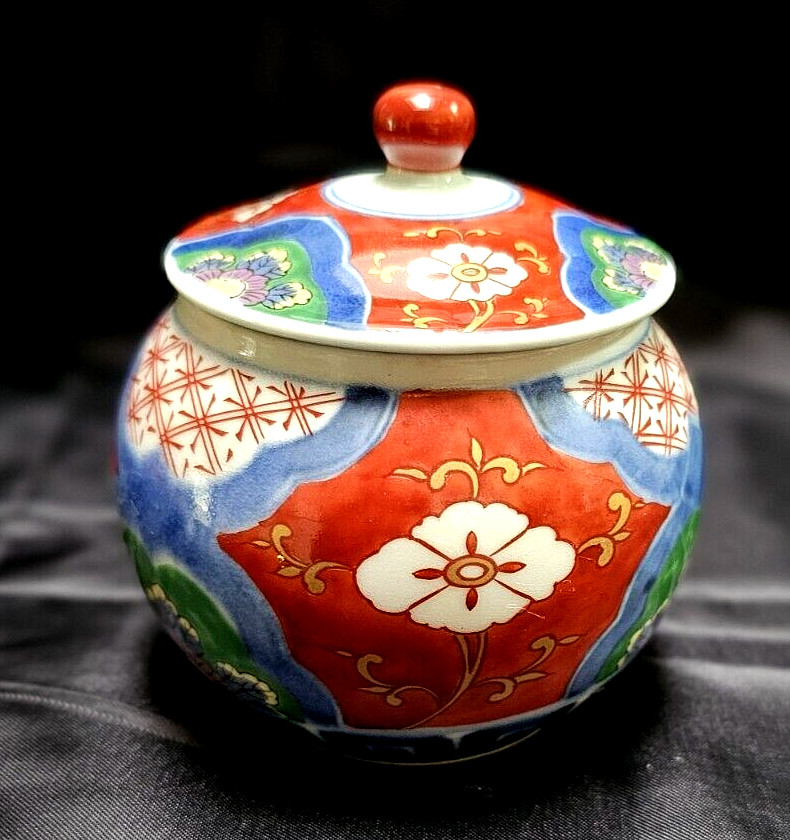 Handpainted Porcelain Oriental Design Jar W/Lid~Signed