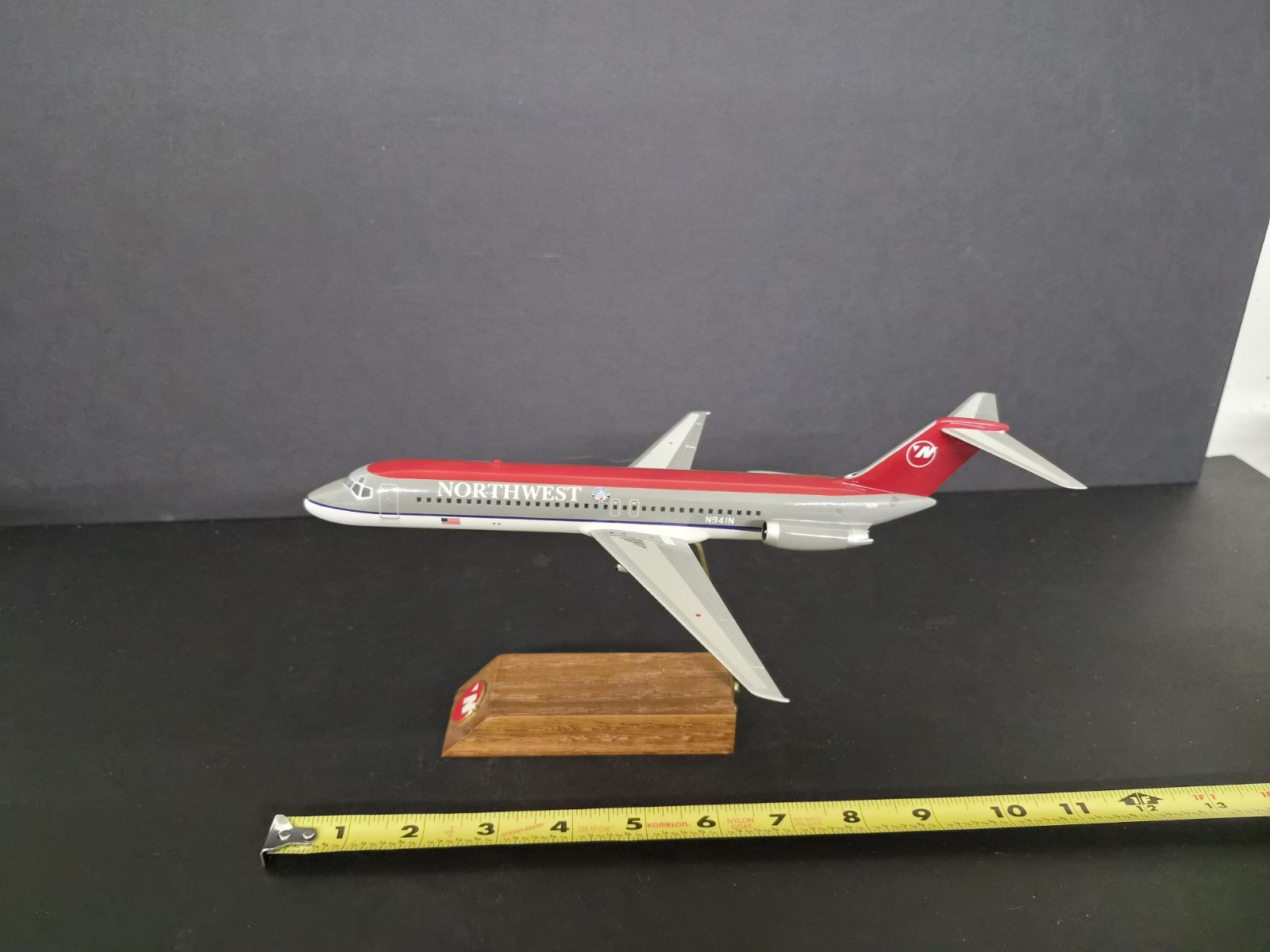 Professionally Built Northwest Airlines DC-9-32 Desk Model