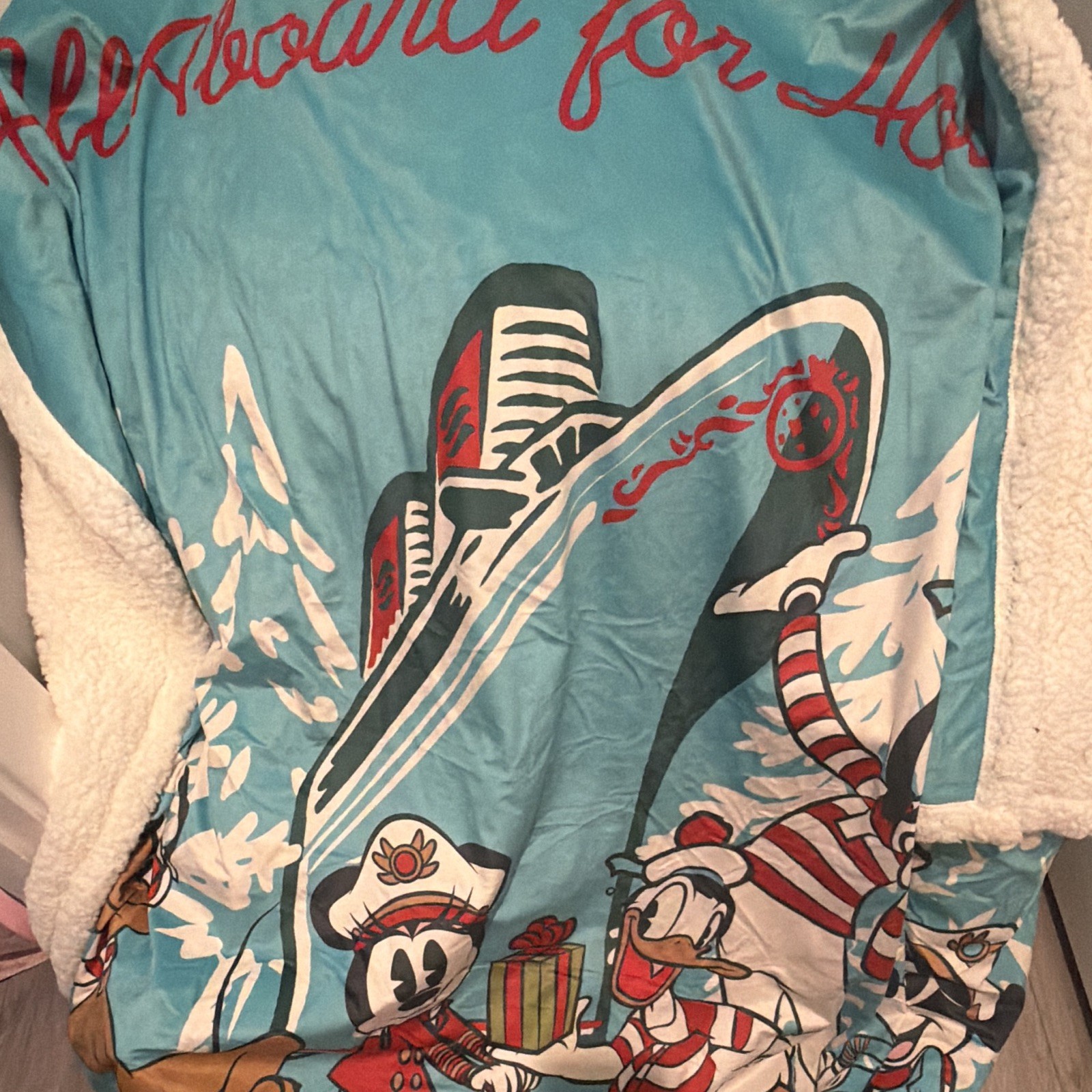 Disney Cruise Line Mickey & Donald Duck Ski Throw Blanket Bedding Christmas 