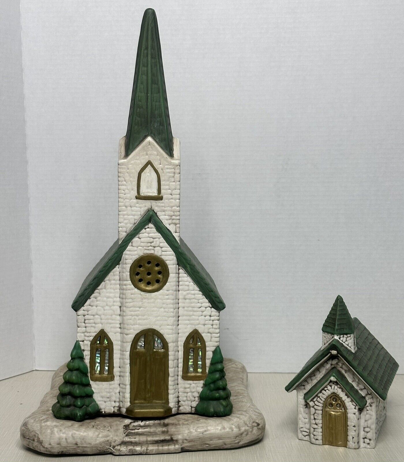 Vintage Ceramic Church  Chapel Christmas Hand Painted Musical Amazing Grace 17”H