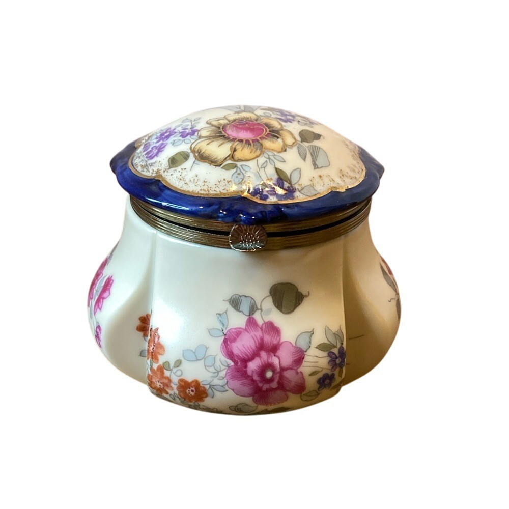 FW & Co Vintage Hand Painted Floral Porcelain Hinged Trinket Box England FW & Co Vintage Hand Painted Floral Porcelain Hinged Trinket Box England