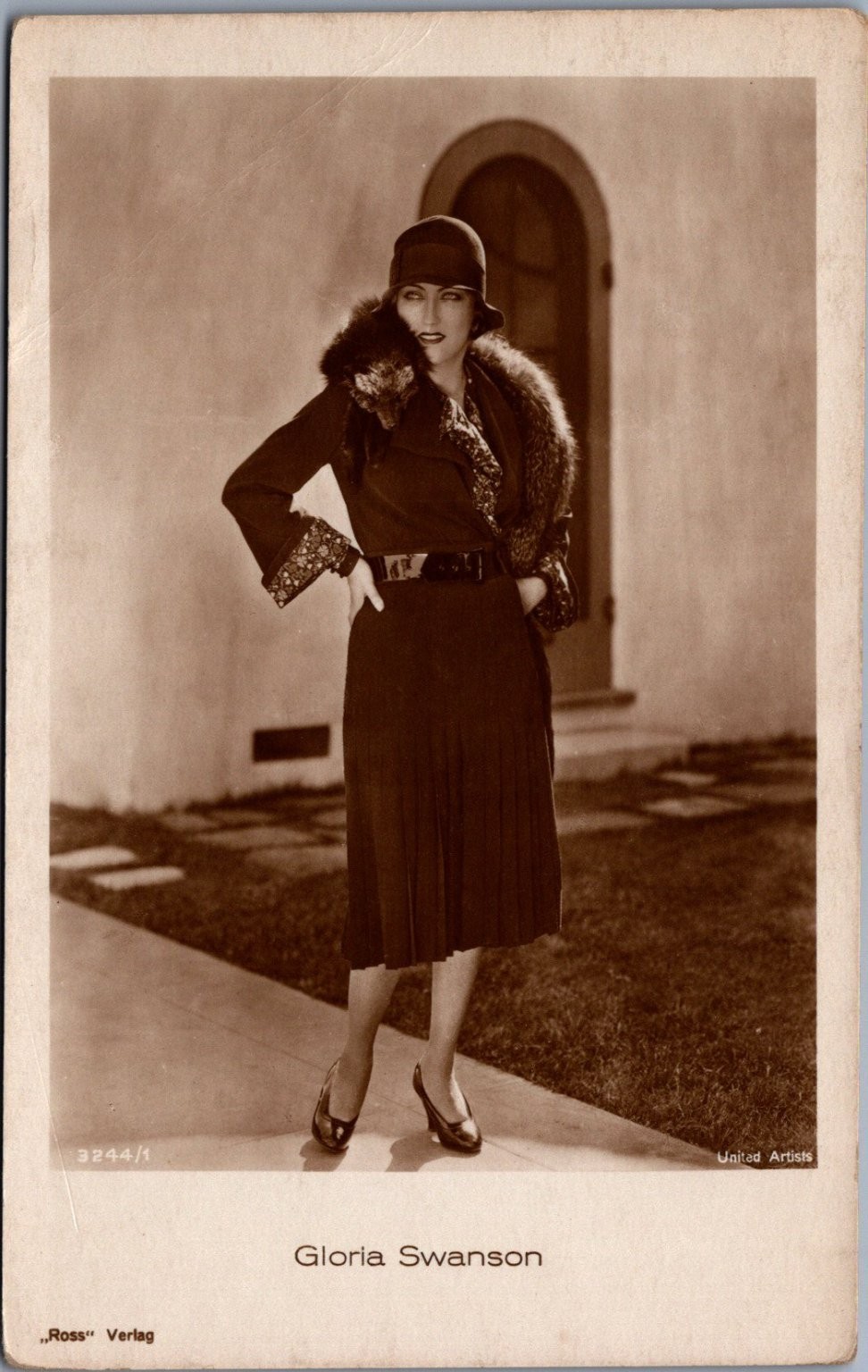 Gloria Swanson 1920s Silent Film Star Ross Verlag United Artists RPPC Gloria Swanson 1920s Silent Film Star Ross Verlag United Artists RPPC