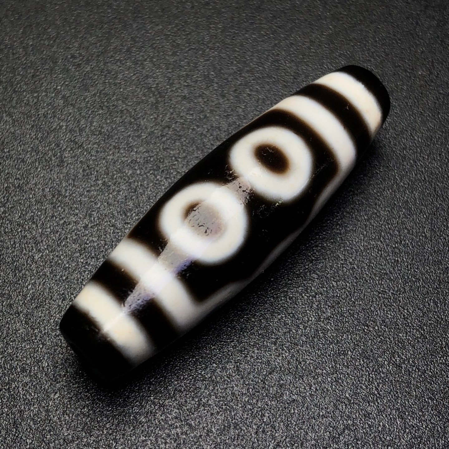 Rare Tibetan Buddhism Agate 5 Eyes Totem Dzi Bead Amulet Necklace Pendant Z3675