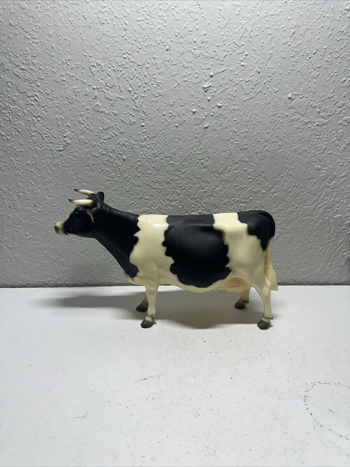 Breyer #341 Holstein Cow 1972-73 Black and White