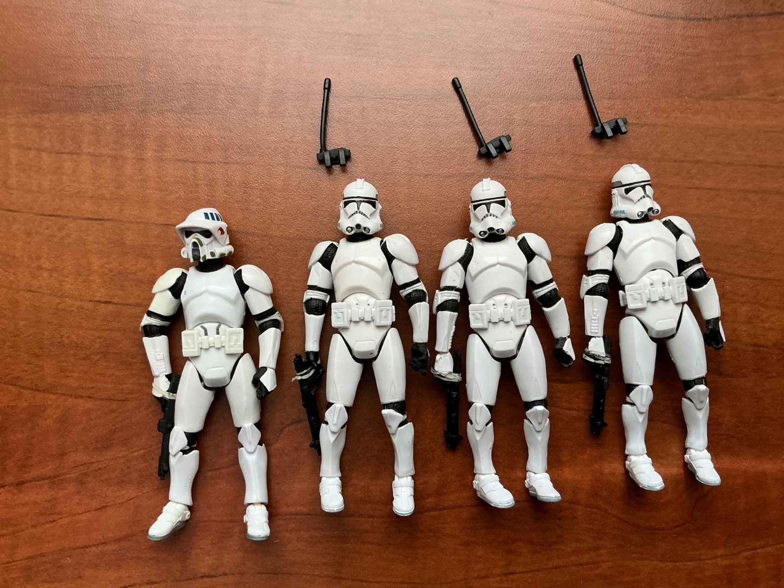 Hasbro Star Wars Legacy Collection / Saga Legends SL12 Clone Troopers x4