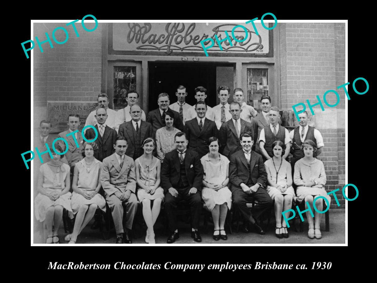 OLD POSTCARD SIZE PHOTO OF BRISBANE QLD MacROBERTSON CHOCOLATES EMPLOYEES 1930