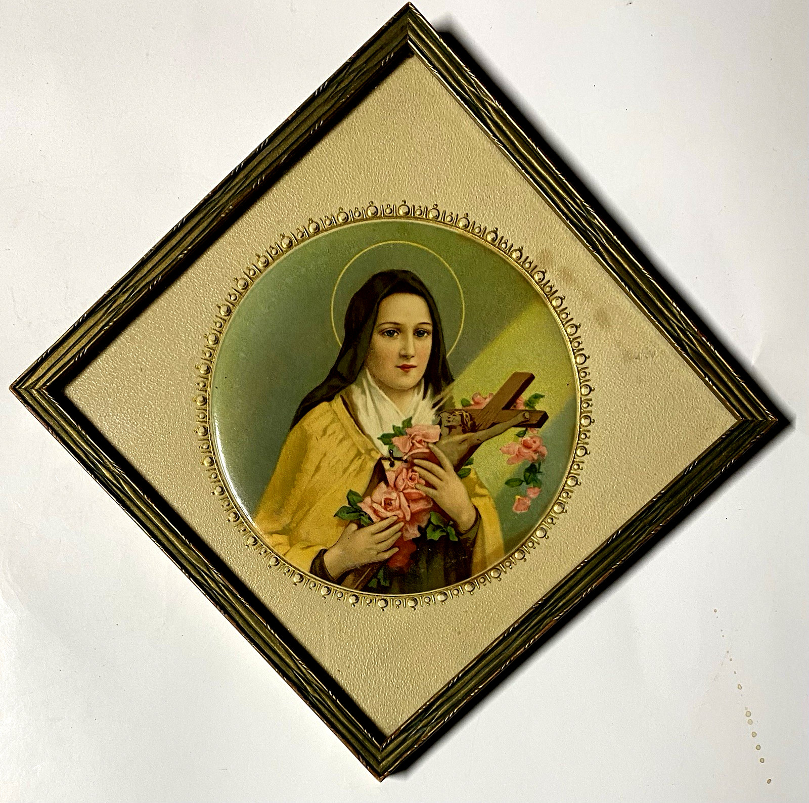 VTG Framed Saint Therese of Lisieux with Roses & Crucifix 8