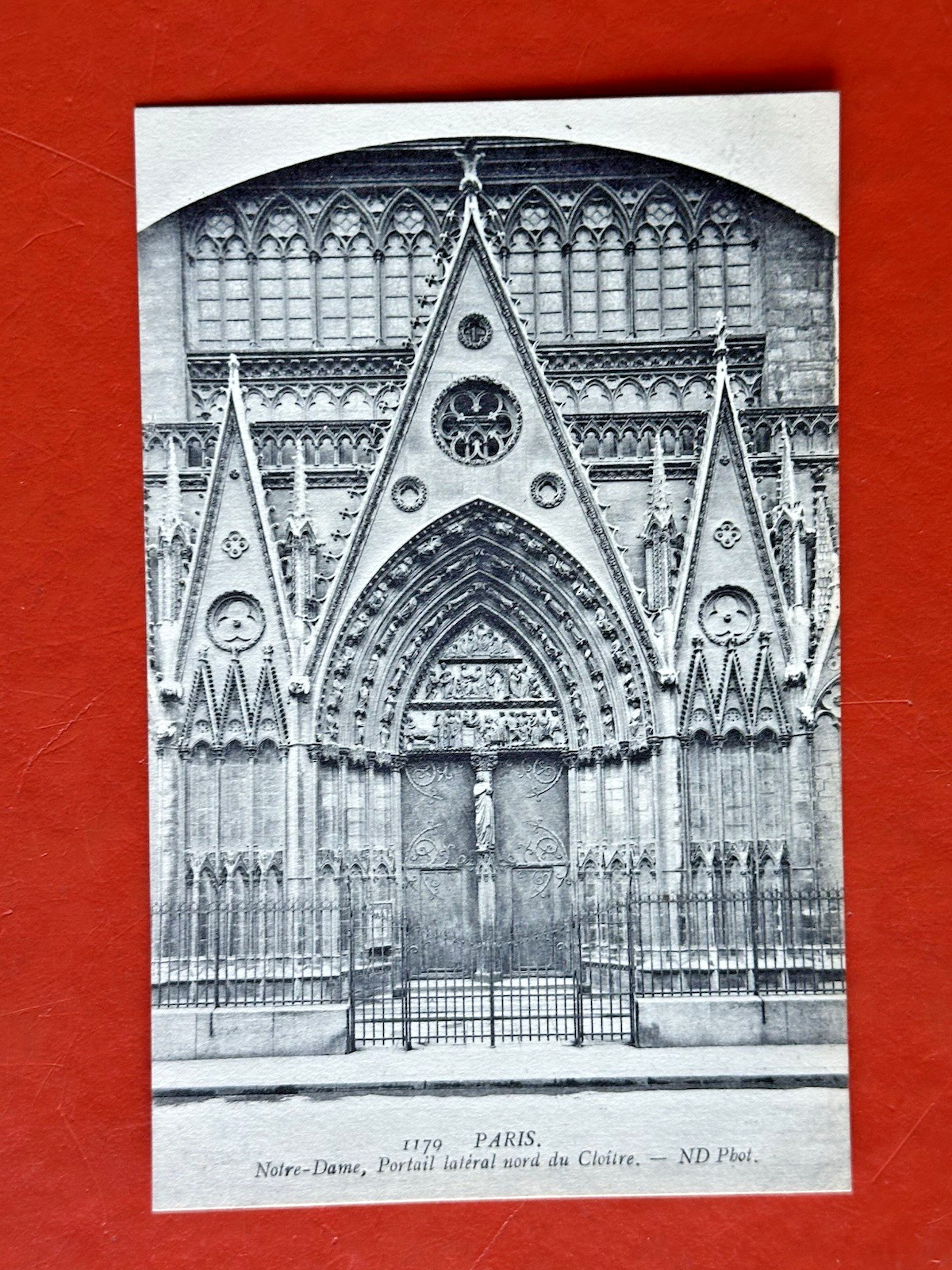 PORTE ROUGE ~RUE DU CLOITER-NOTRE DAME~1909 Antique Postcard~ PARIS FRANCE