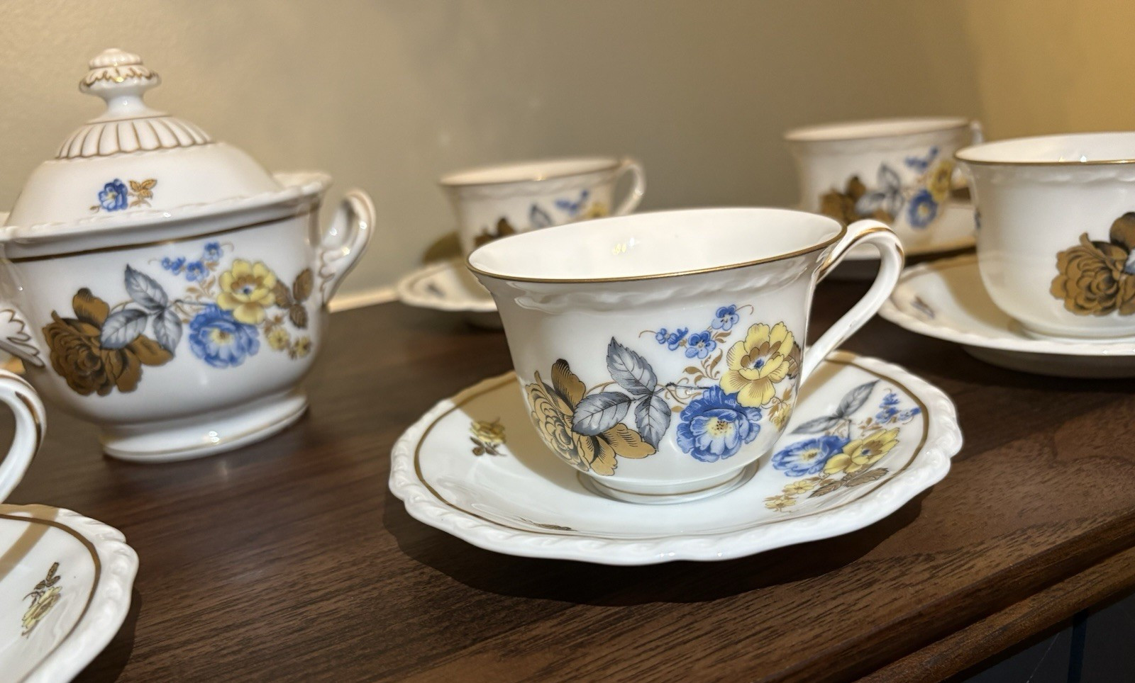 Rare Hutschenreuther Hohenberg 1914 Anniversary Tea Set - 19 Piece Porcelain