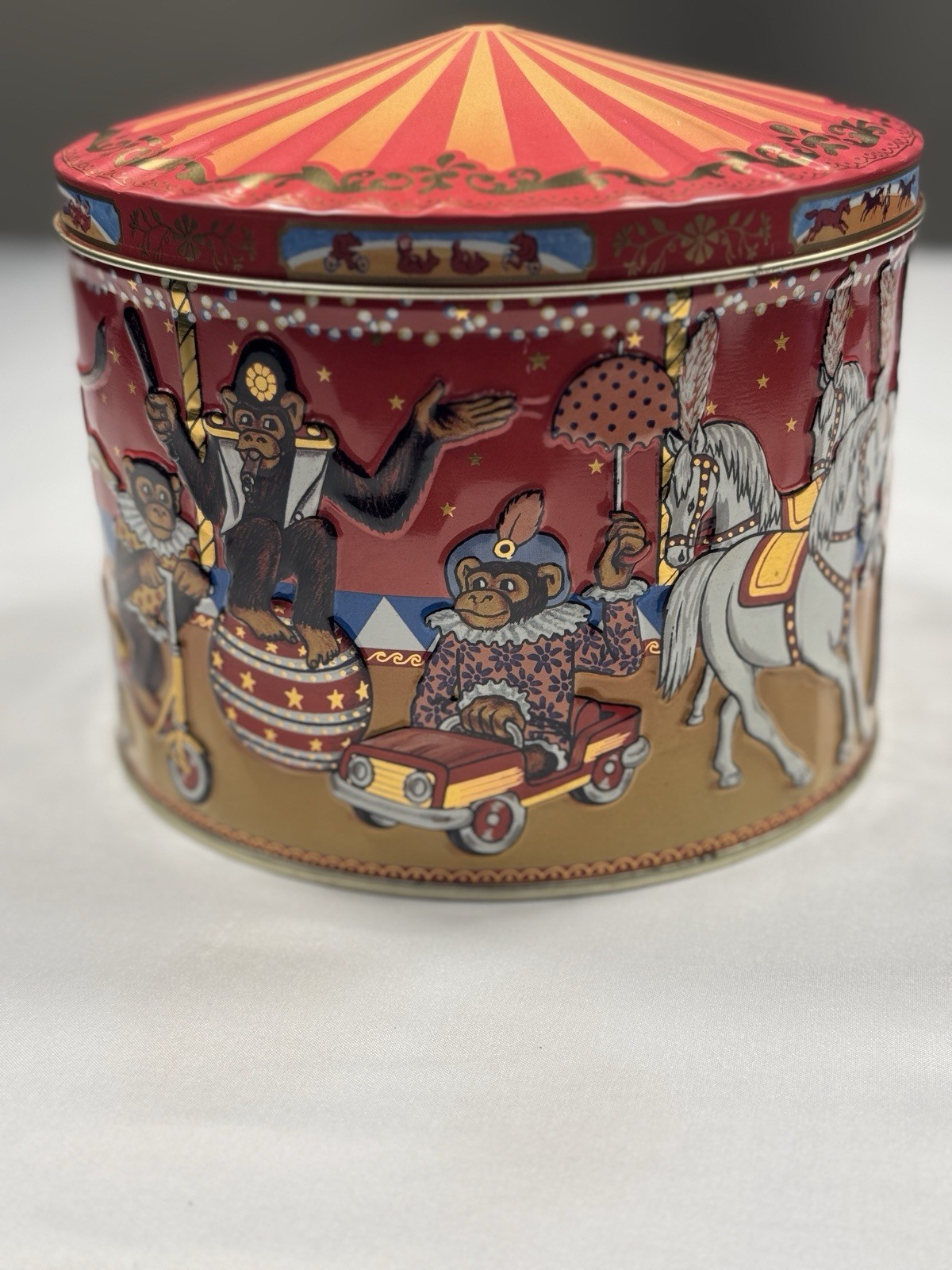 Vintage Poul Friis Big Top Circus Cookie Tin Stamped Lion Elephant Clown Horse Vintage Poul Friis Big Top Circus Cookie Tin Stamped Lion Elephant Clown Horse