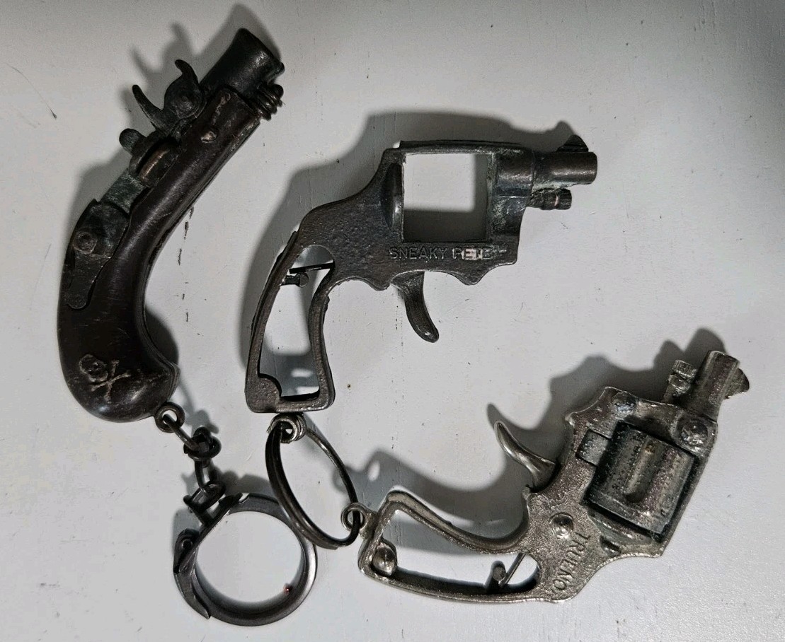 3 Vintage Miniature Toy Pistol Cap Gun Keychains Trueno Sneaky Pete