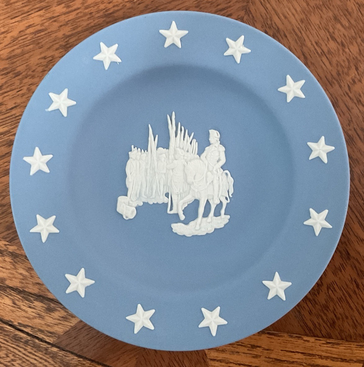Wedgwood Jasperware Collectors Society Dish VICTORY AT YORKTOWN John Trumbull A