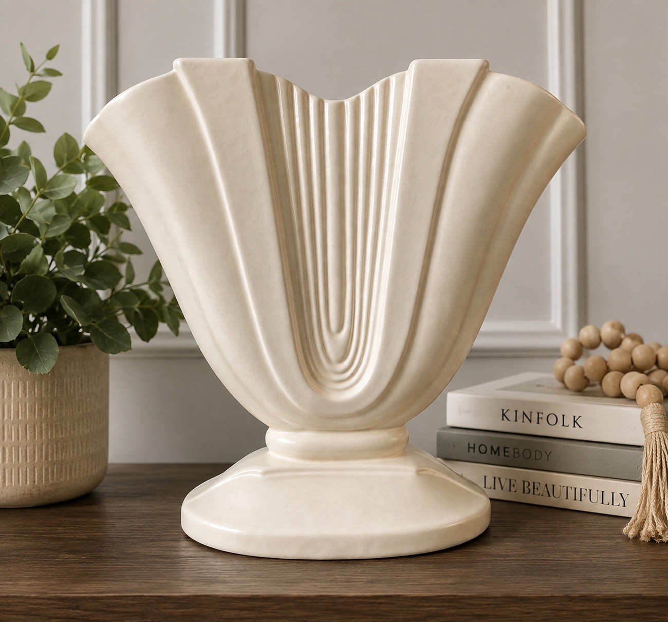 Vintage Haeger #3680 Large Gladiola Fan Vase Ivory Matte Art Deco 12.5”