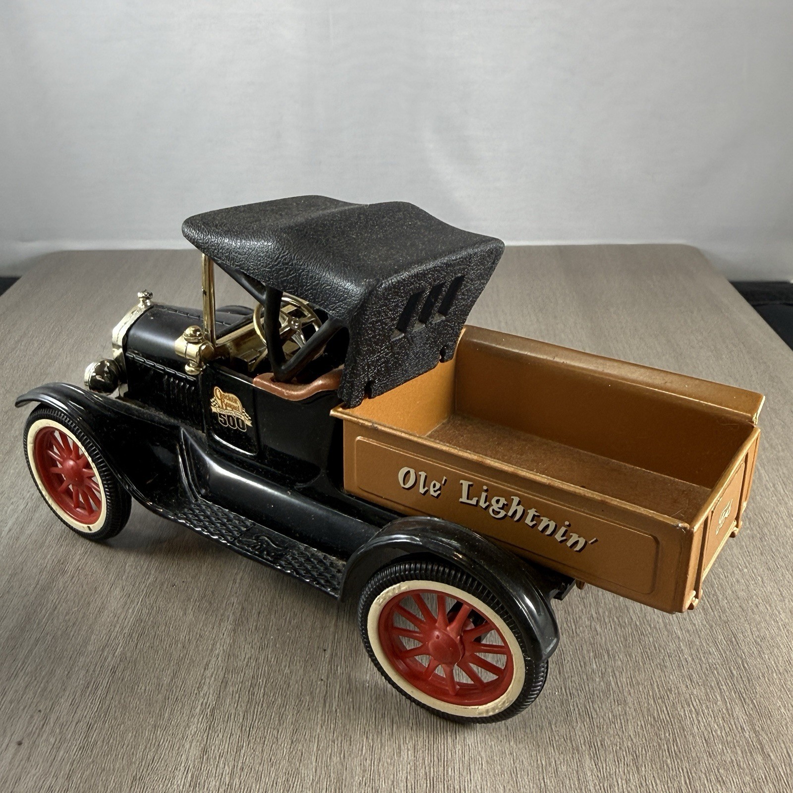 Ertl Co. 1918 Ford Model T Runabout Ertl Co. 1918 Ford Model T Runabout