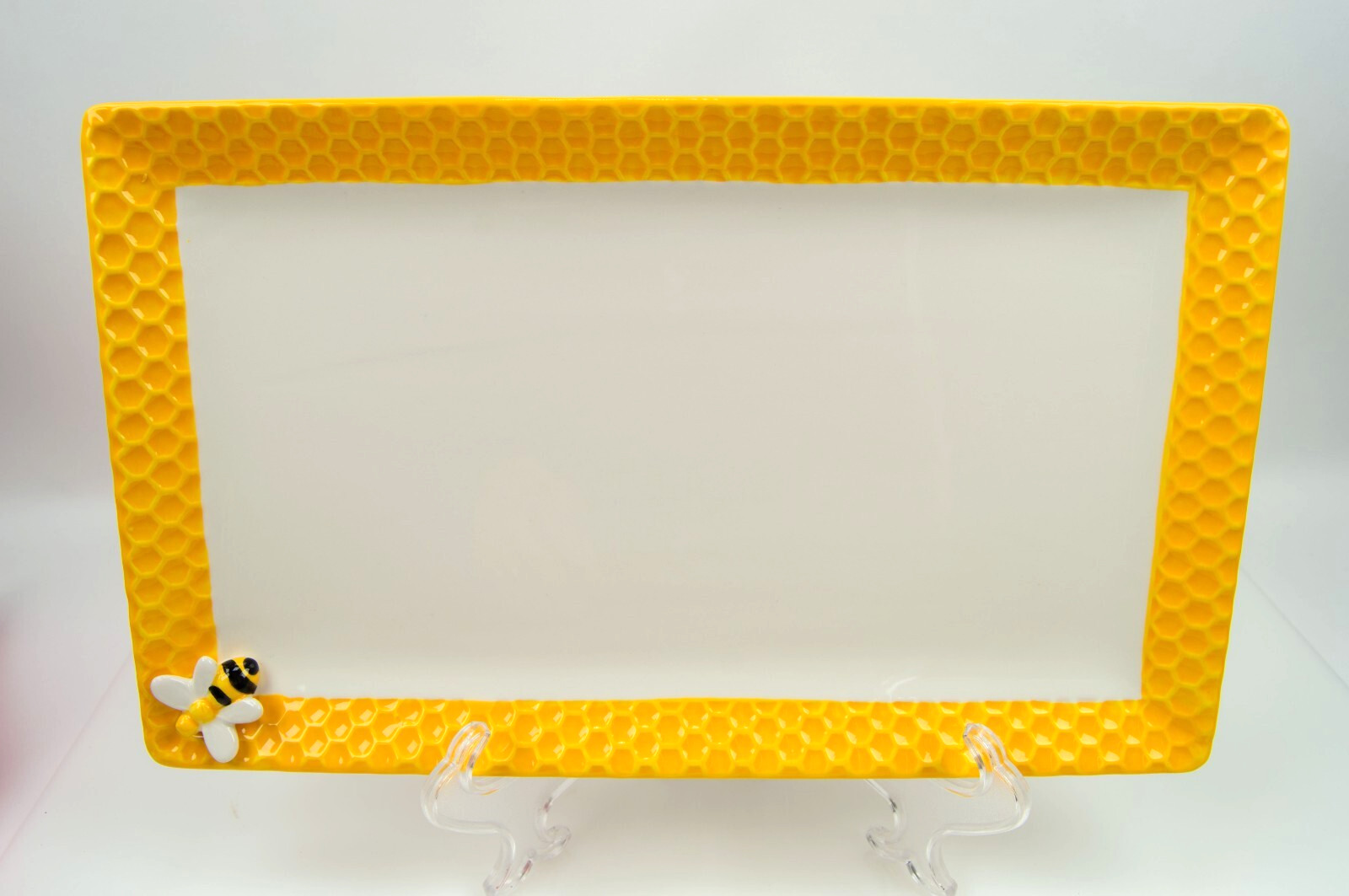 Tag Bumble Bee with Beehive Embossed 3D Ceramic Platter Tray Trivit
