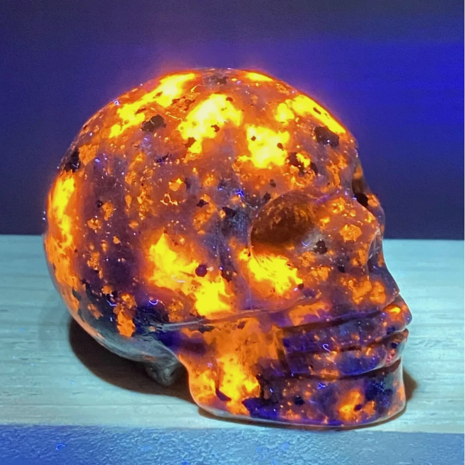 2'' Natural Yooperlite Skull Carved Quartz Crystal Skull Reiki Healing Gift 1pc