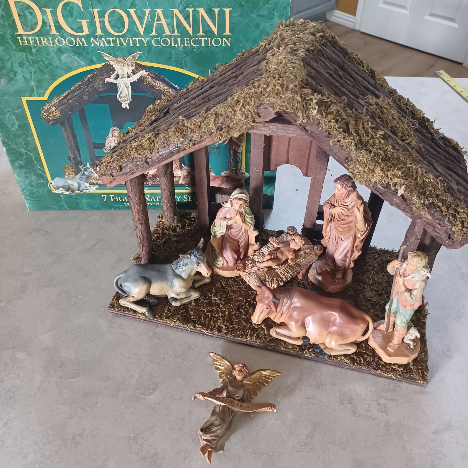 Vintage DiGiovanni Heirloom Nativity Collection Set Vintage 1998 with Box
