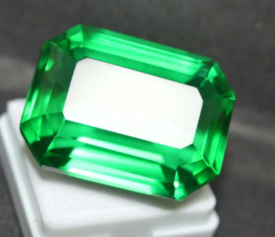 110 Ct Natural Green Emerald Emerald Cut Certified Colombian Loose Gemstone 6LHF