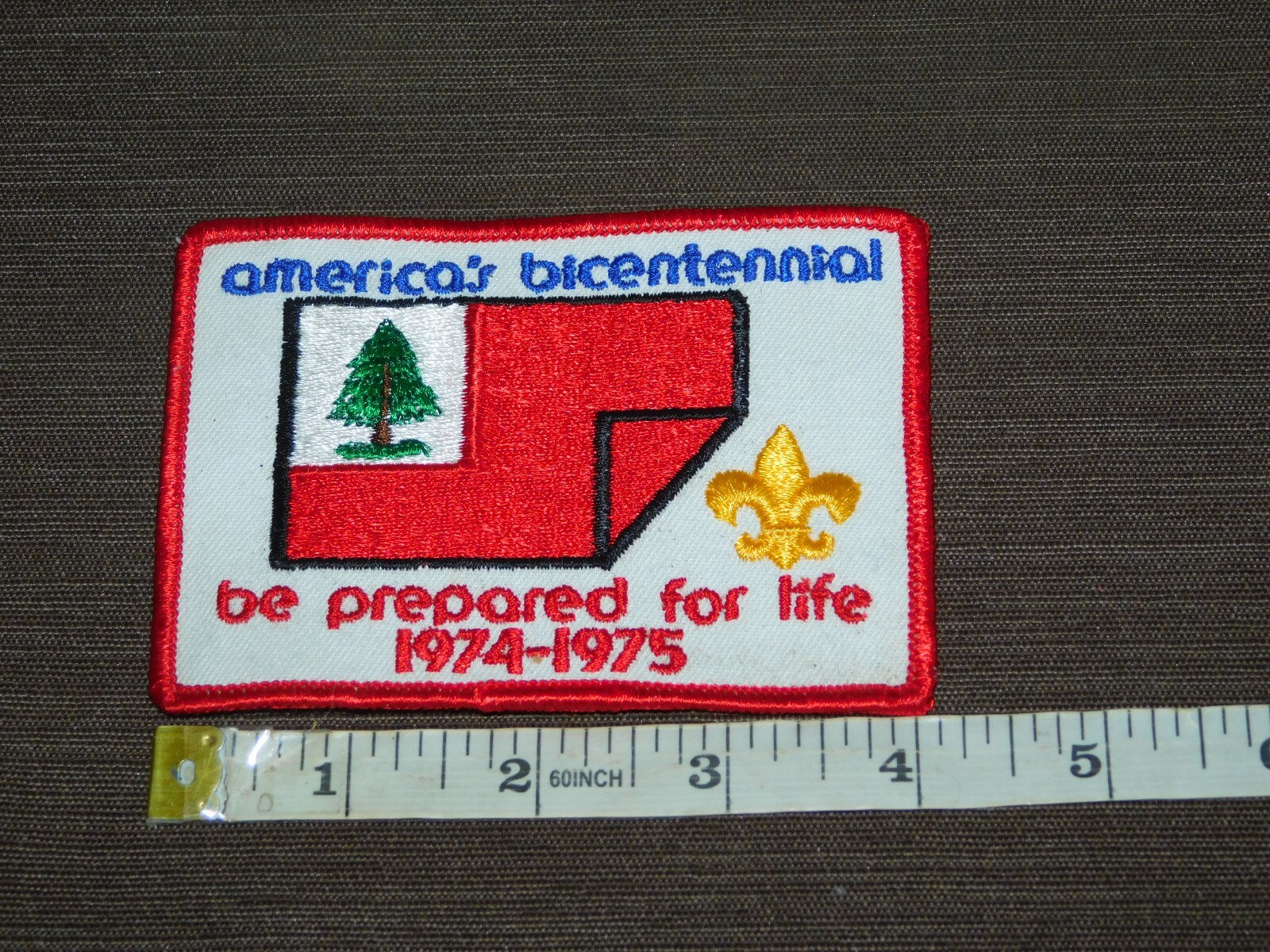 BSA BOY SCOUTS OF AMERICA PATCH 1974-1975 AMERICA\'S BICENTENNIAL  PREPARED LIFE