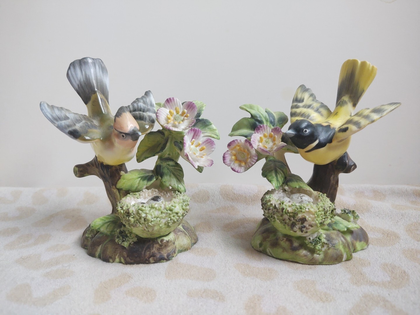 Pretty ERICH STAUFFER Designed Porcelain VINTAGE BIRD Figurines Oriole & Waxwing