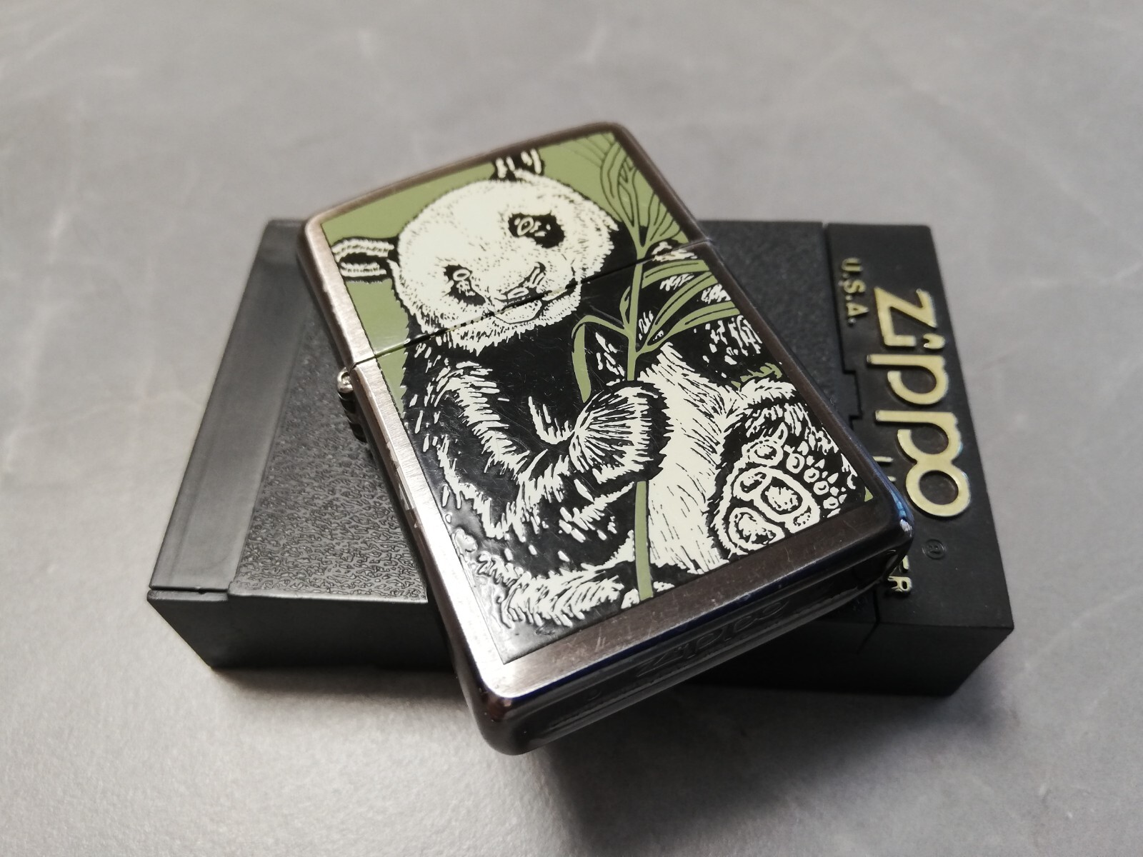 VERY RARE 1994 ZIPPO BARRETT SMYTHE ENDANGERED ANIMALS SERIES \