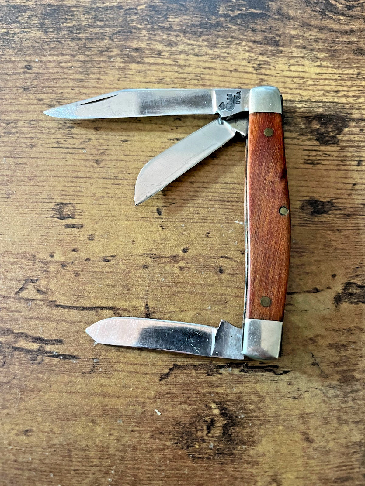 Vintage Queen Cutlery Q80 USA 3-BladeTraditional Pocket Knife 4\ Vintage Queen Cutlery Q80 USA 3-BladeTraditional Pocket Knife 4\