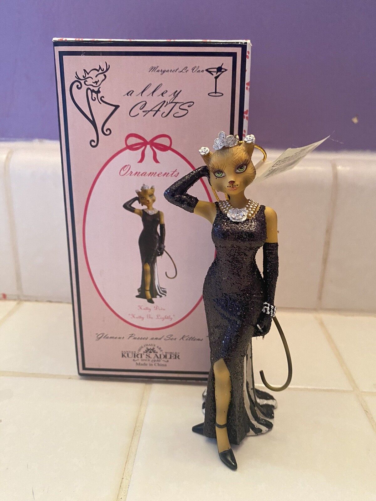 Alley Cats Margaret Le Van Figurine Hollywood Ornament  “Katty Golightly”
