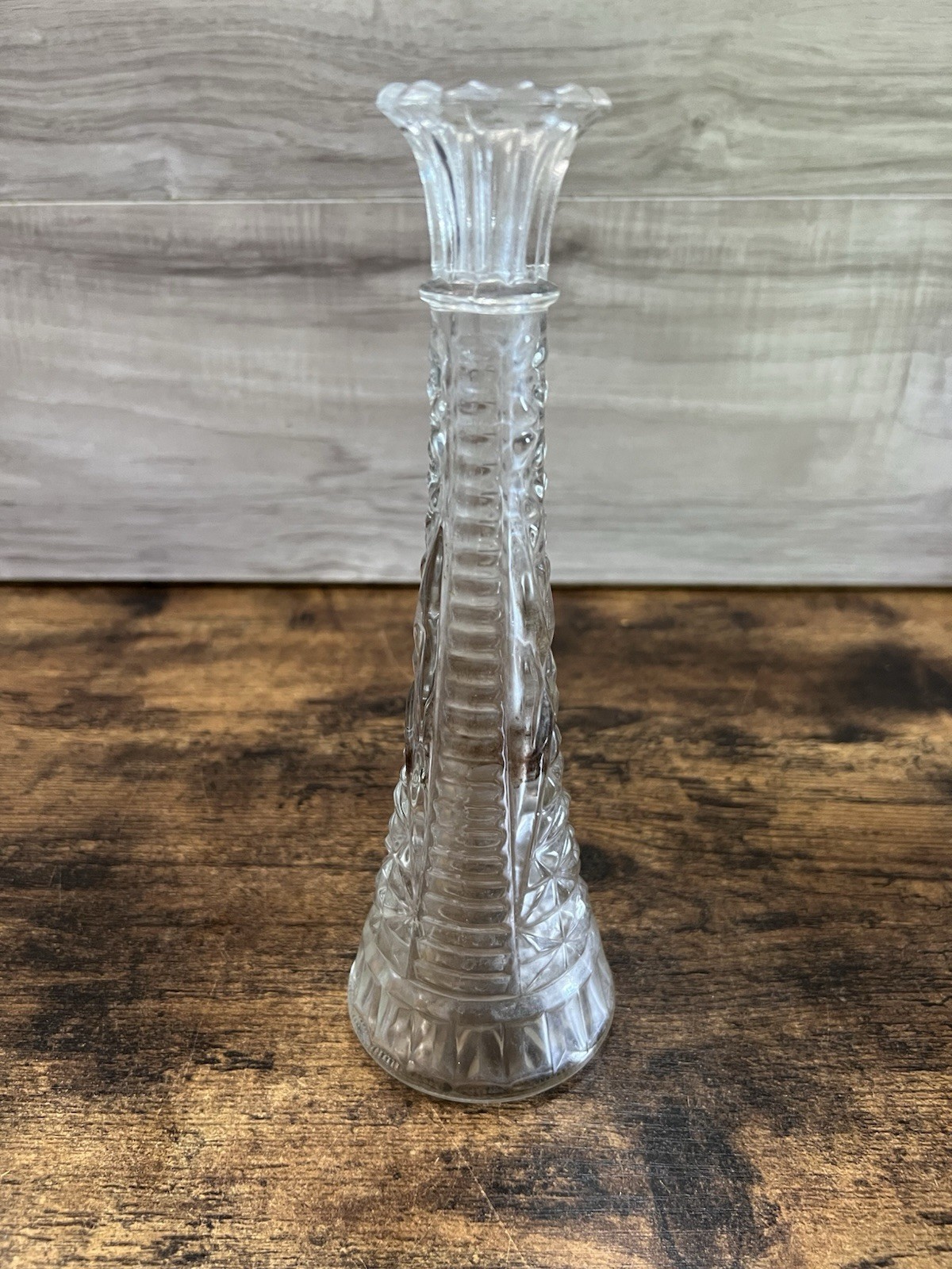 Vintage Clear Pressed Glass Bud Vase Daisy Starburst Pattern 9 Inch