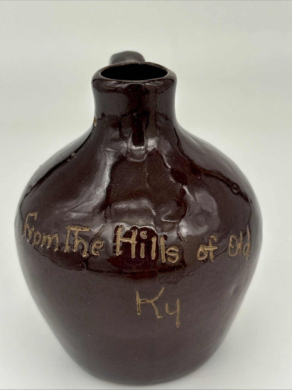Bebee Hills Of Old Kentucky Scratch Whiskey Jug Mid Century Farmhouse Pottery Bebee Hills Of Old Kentucky Scratch Whiskey Jug Mid Century Farmhouse Pottery